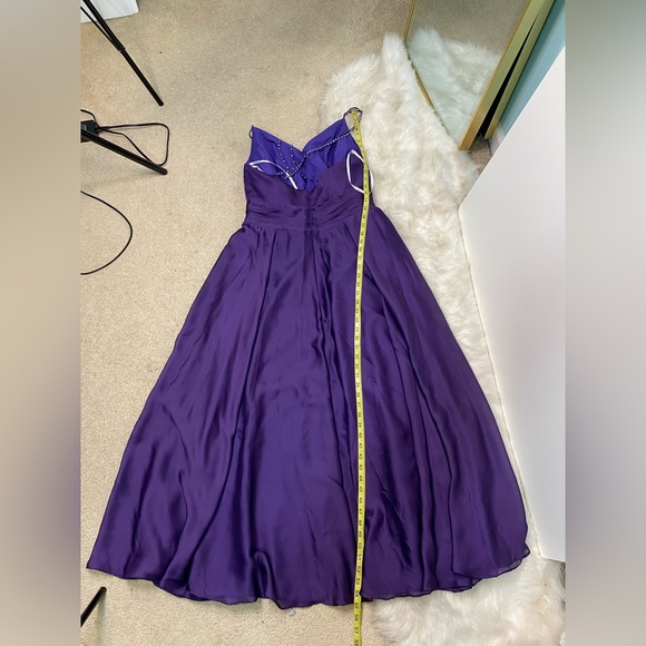 BELSOIE Gown size 16 - Picture 8 of 13